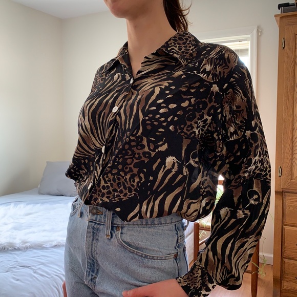 Fu Da Tops - Vintage Silk Animal Print Button Down Blouse